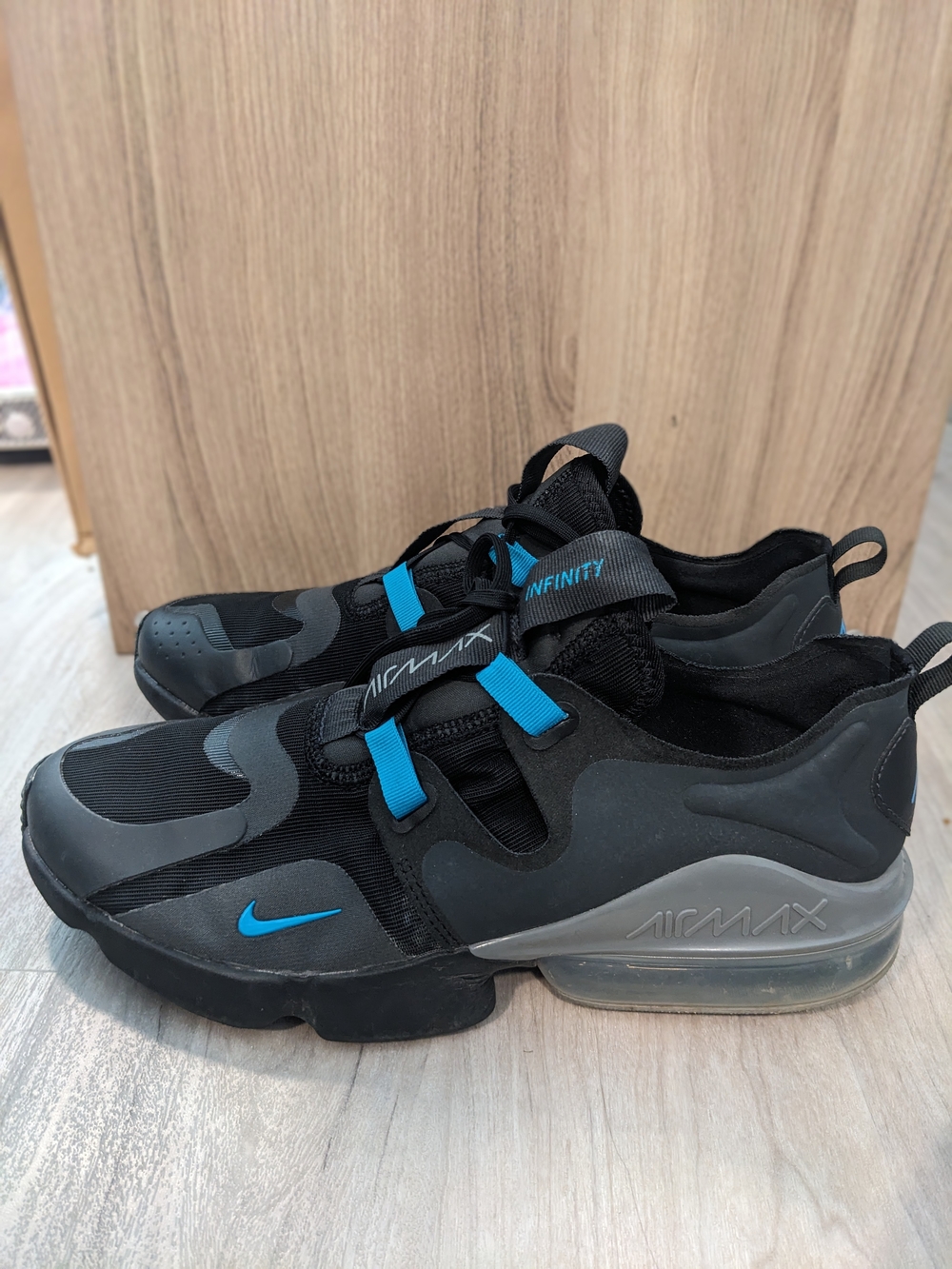 Nike Air Max Infinity Men’s Size 11 – Black/Grey/Blue